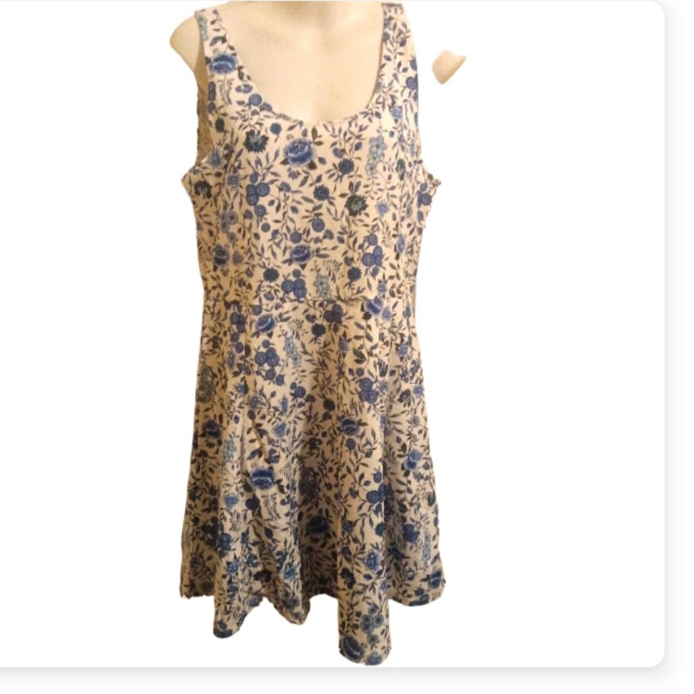 White Blue Floral Sundress Mini Size 12